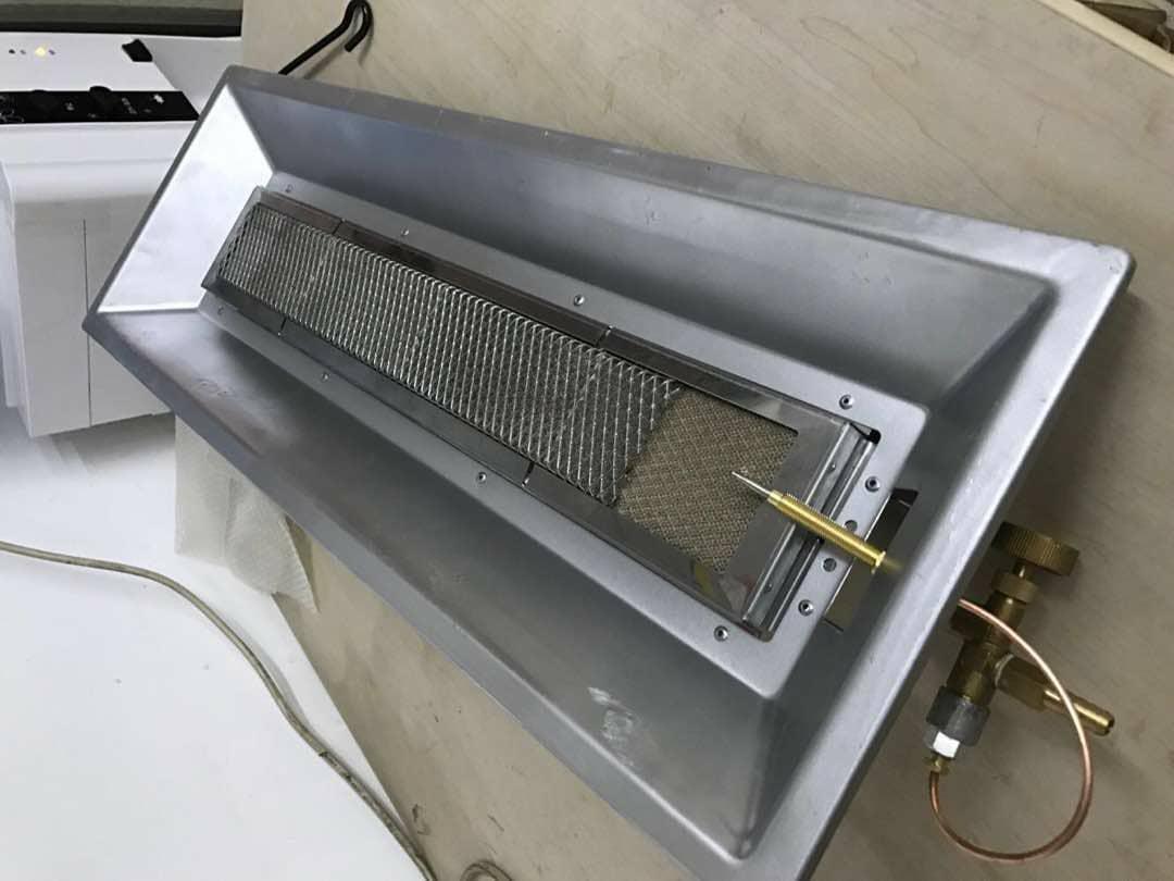 Gas Brooder with Infrared Functions(1000 | 2000 Chicks Capacity)